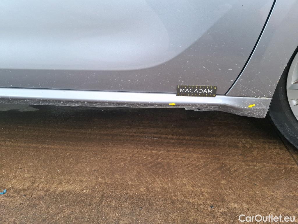  Peugeot  208  Signature 1.2 PureTech 80CV BVM5 E6dT #6