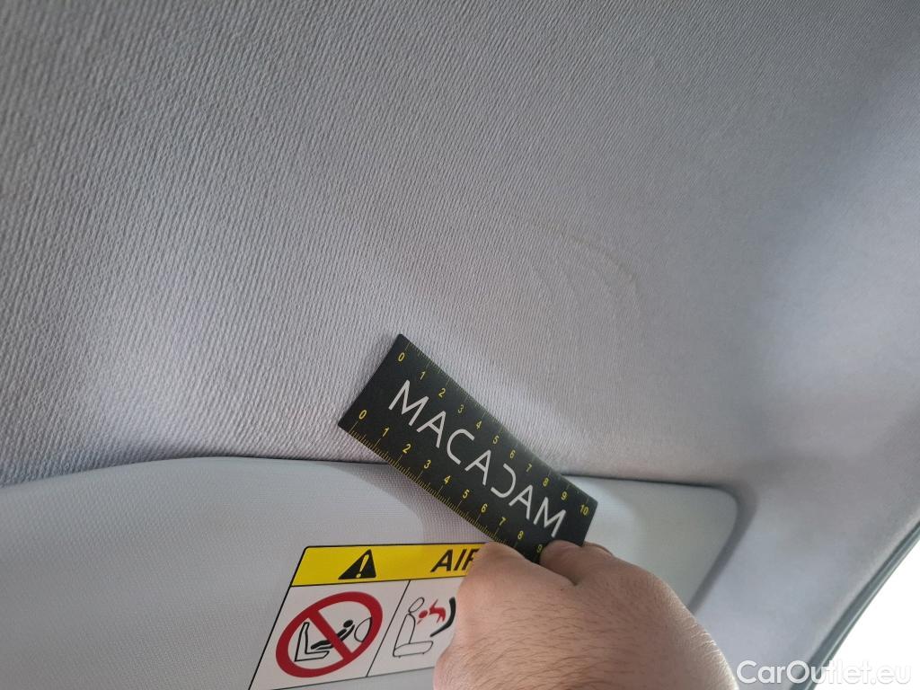  Peugeot  208  Signature 1.2 PureTech 80CV BVM5 E6dT #32