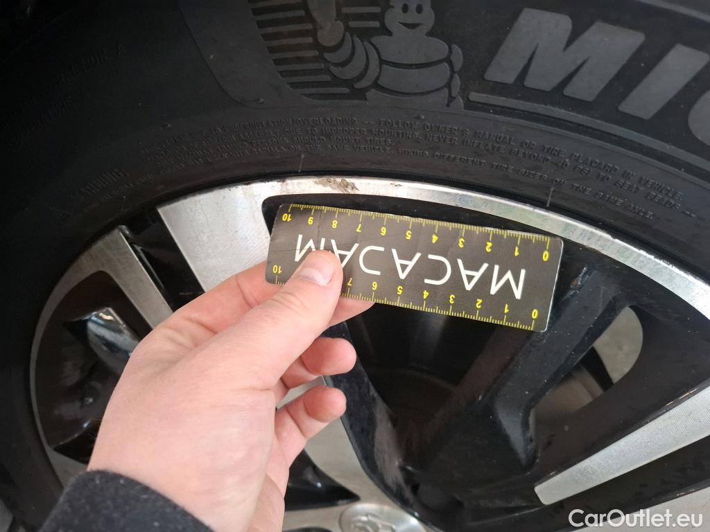  Peugeot  5008  GT 1.2 PureTech 130CV BVA8 7 Sieges E6d #75