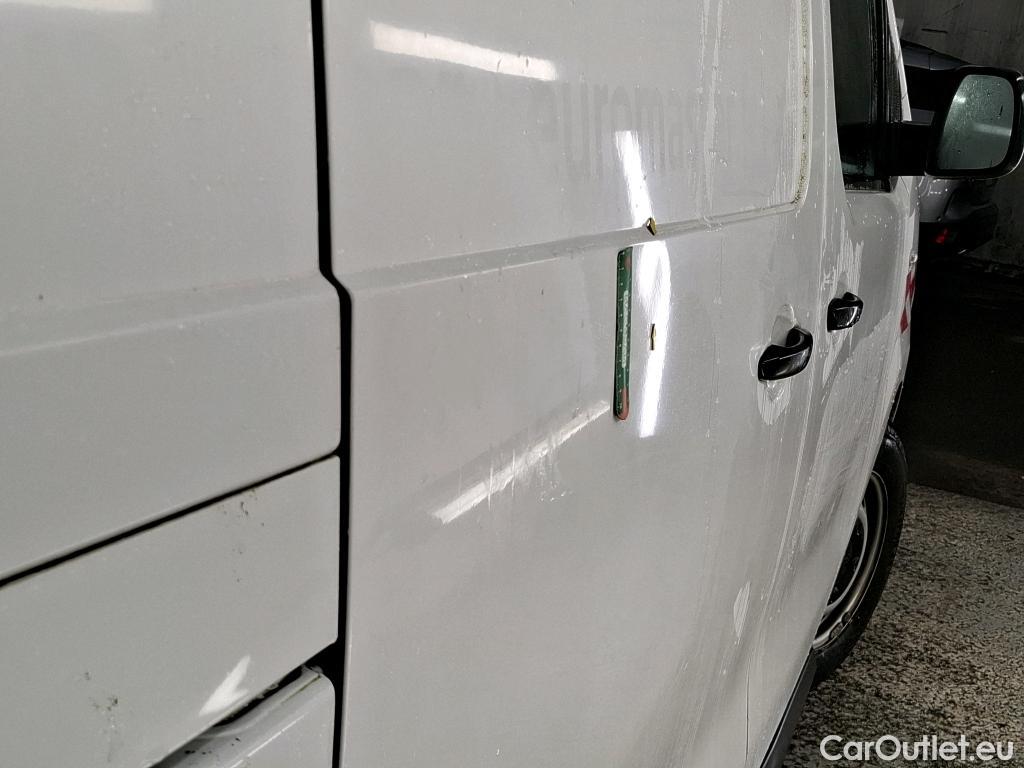  Peugeot  Expert PEUGEOT  VU 4p Fourgon 2.0 BlueHDi 120 S&S Standard Premium P. #4