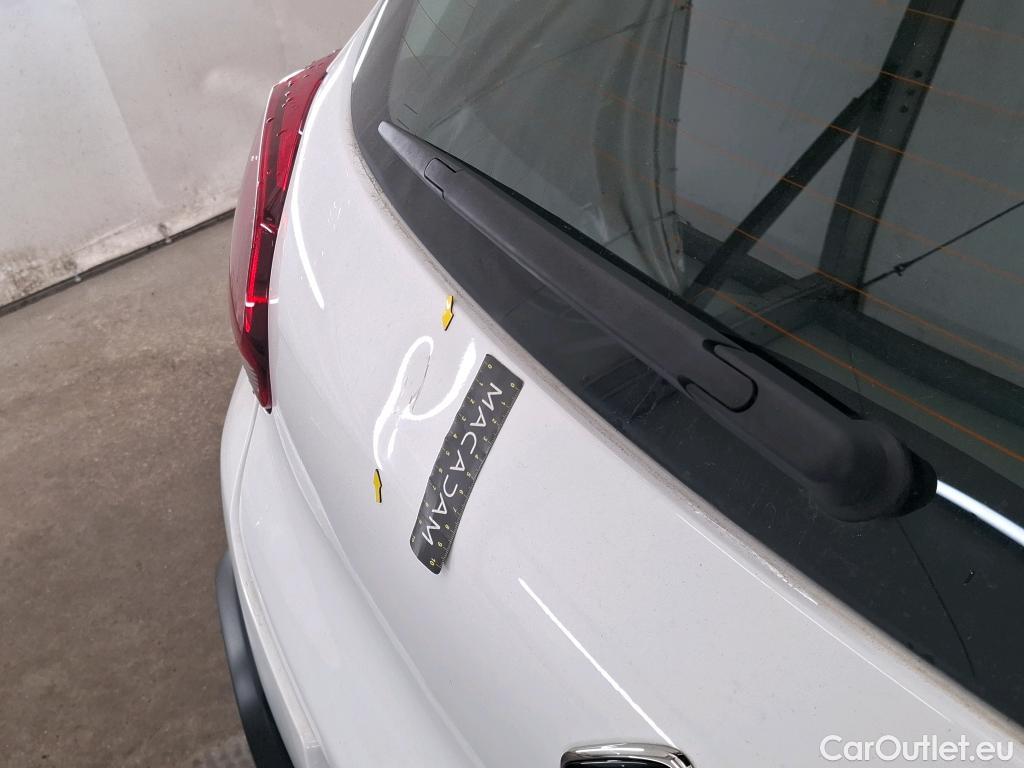  Citroen  C3  Feel Pack 1.2 PureTech 80CV BVM5 6E #8