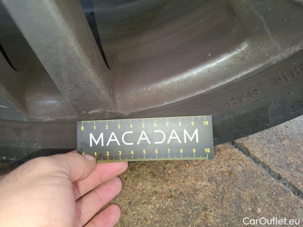  Peugeot  208  Active Business 1.2 PureTech 75CV BVM5 E6d #38