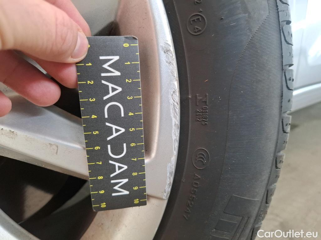  Seat  Leon SEAT  Sportstourer / 2020 / 5P / Break 1.0 eTSI 110 DSG S&S Style Business #35