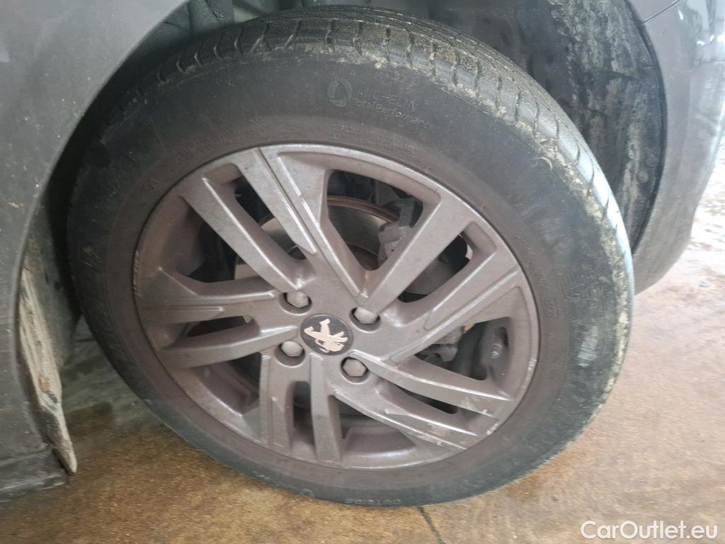  Peugeot  208  Active Business 1.2 PureTech 75CV BVM5 E6d #31