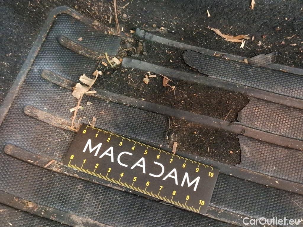  Peugeot  208  Active Business 1.2 PureTech 75CV BVM5 E6d #3