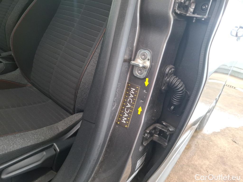  Peugeot  208  Active Business 1.2 PureTech 75CV BVM5 E6d #42