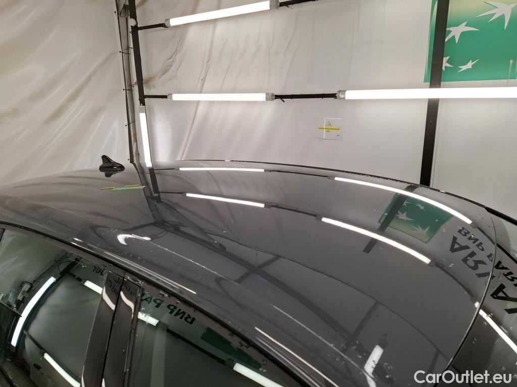  Volkswagen  Golf  VOLKSWAGEN / 2020 / 5P / Berline 1.0 TSI OPF 110 BVM6 Life Busi #1