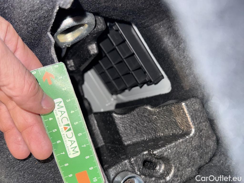  Bmw  X2 Série  sDrive 18i Lounge 1.5 135CV BVM6 E6d #4