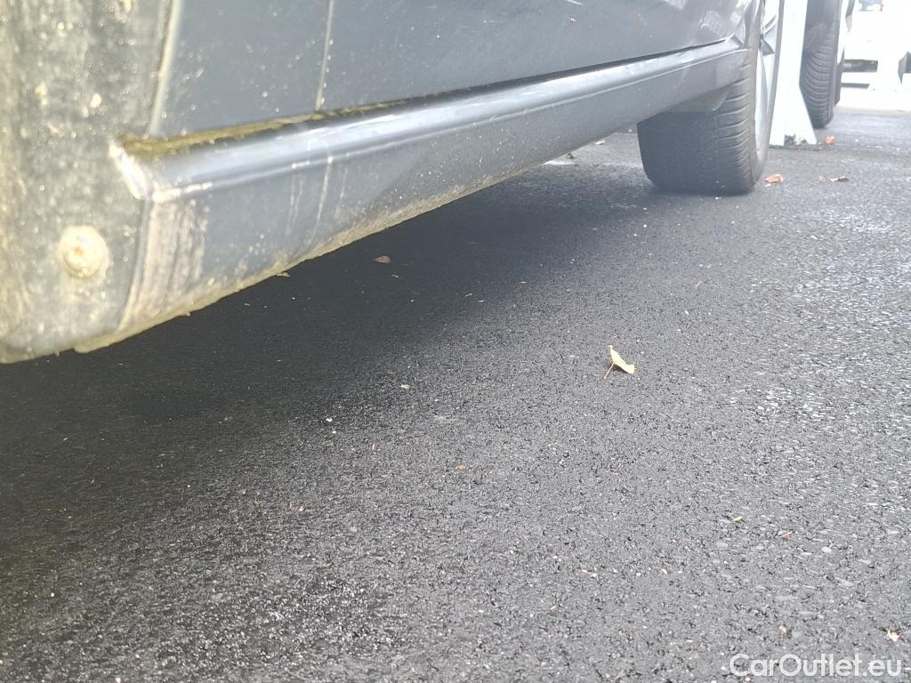  Volkswagen  Golf  VOLKSWAGEN / 2020 / 5P / Berline 1.0 TSI OPF 110 BVM6 Life Busi #12