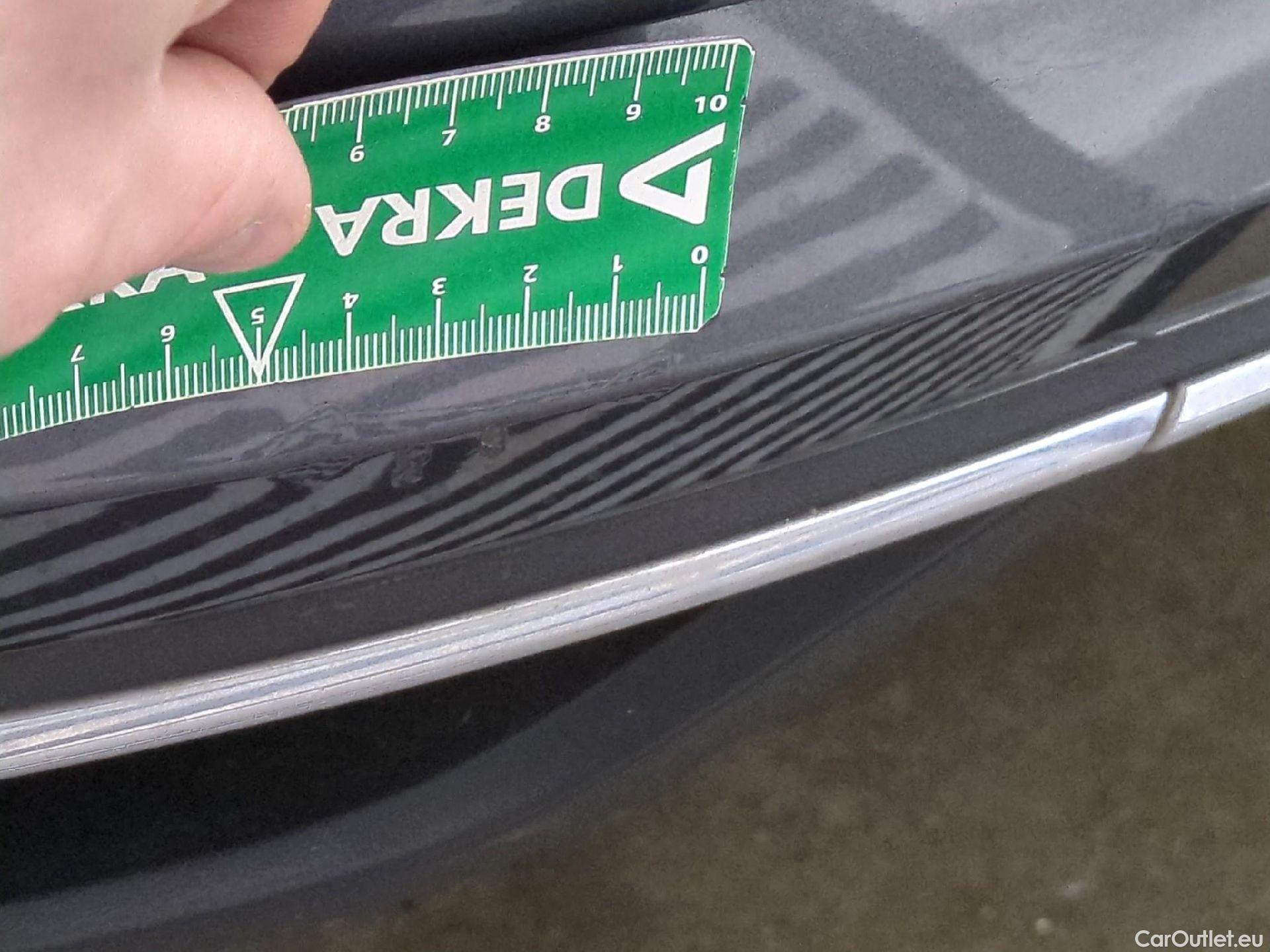  Volkswagen  Golf  VII Berline Confortline Business BMT 1.0 TSI 115CV BVM6 E6dT #42