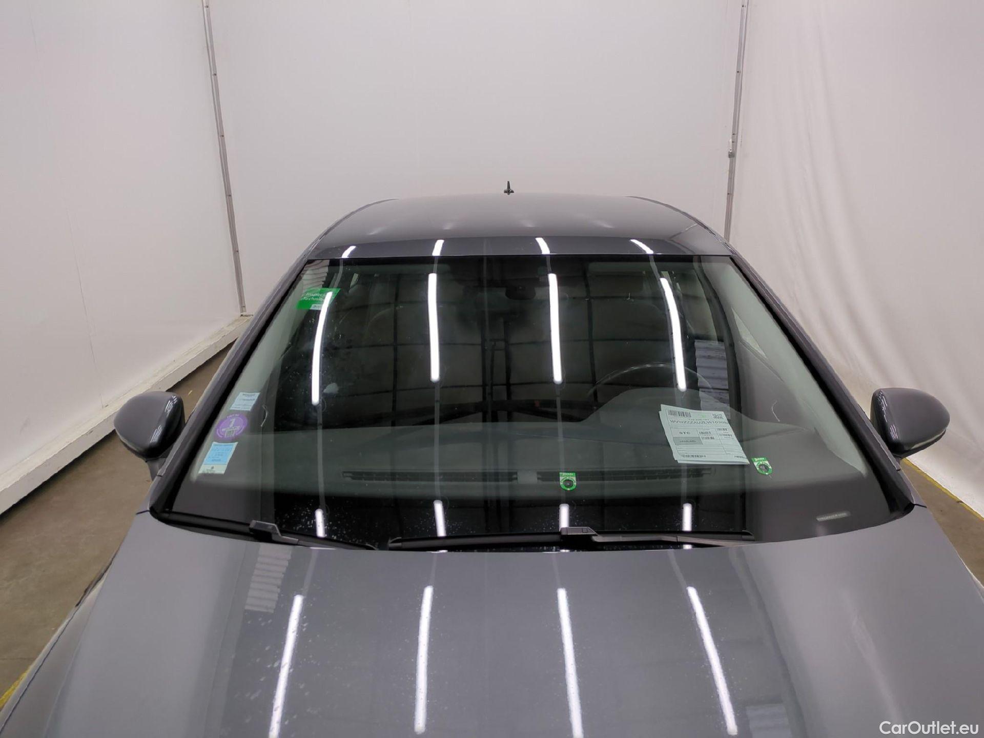  Volkswagen  Golf  VII Berline Confortline Business BMT 1.0 TSI 115CV BVM6 E6dT #1