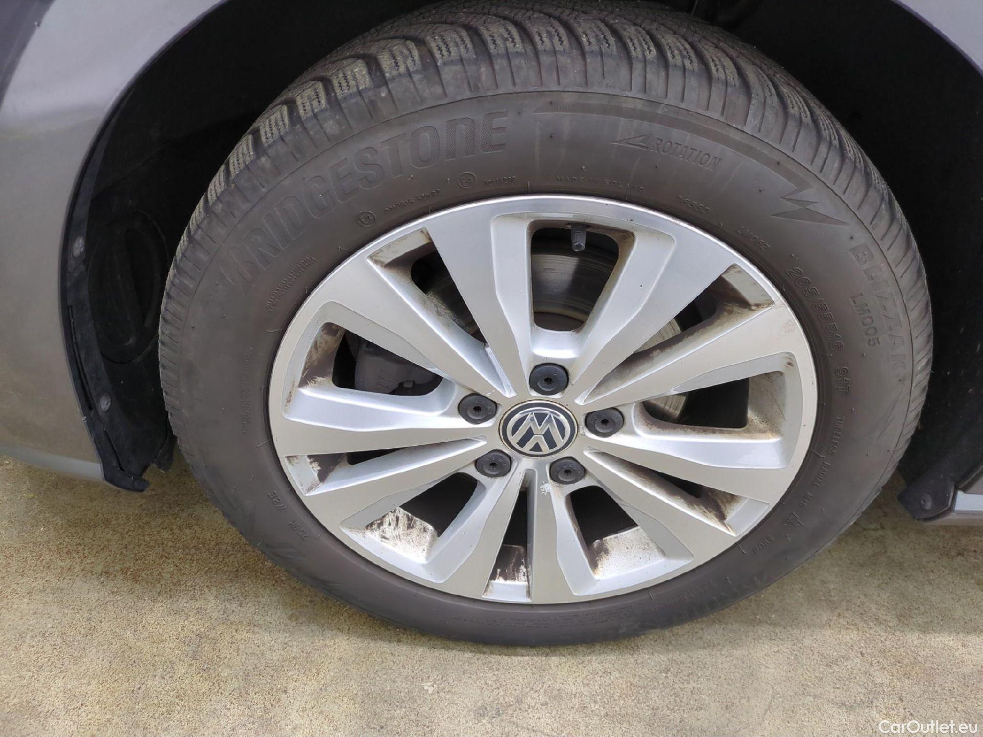  Volkswagen  Golf  VII Berline Confortline Business BMT 1.0 TSI 115CV BVM6 E6dT #10