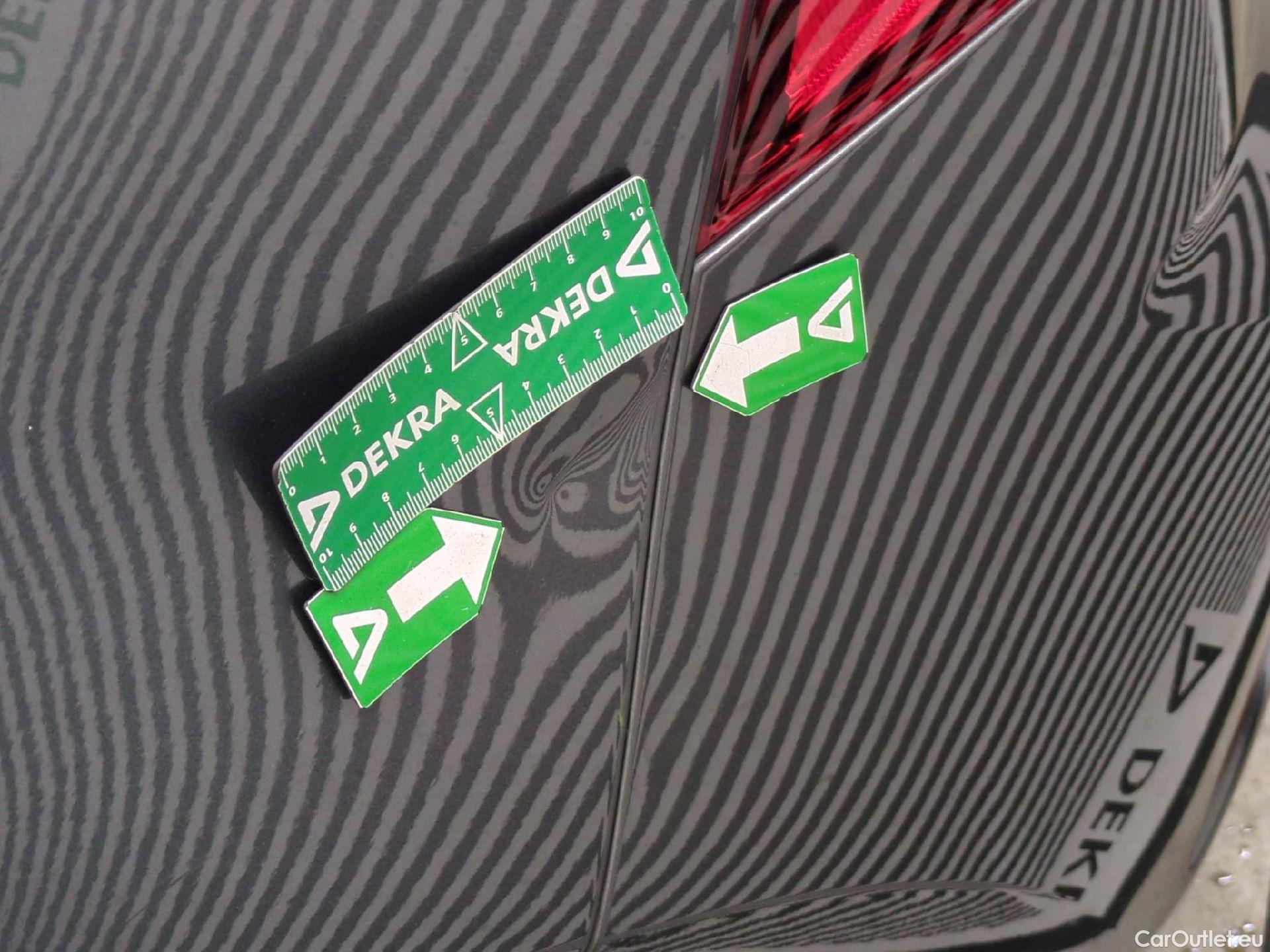  Volkswagen  Golf  VII Berline Confortline Business BMT 1.0 TSI 115CV BVM6 E6dT #37