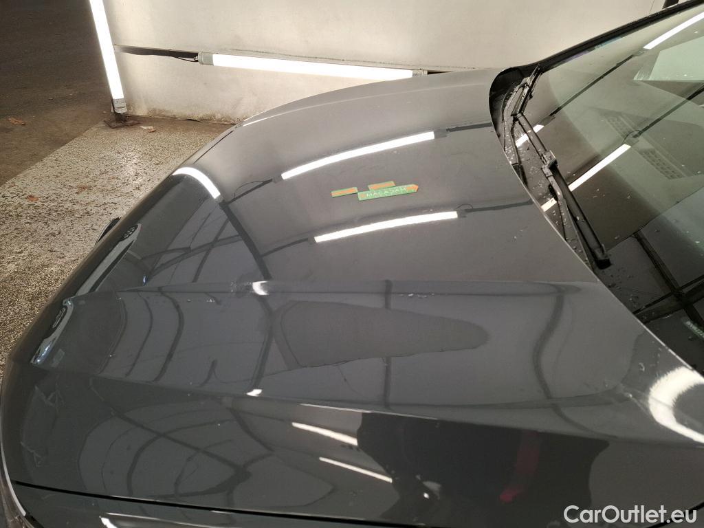  Volkswagen  Golf  VOLKSWAGEN / 2020 / 5P / Berline 1.0 TSI OPF 110 BVM6 Life Busi #3