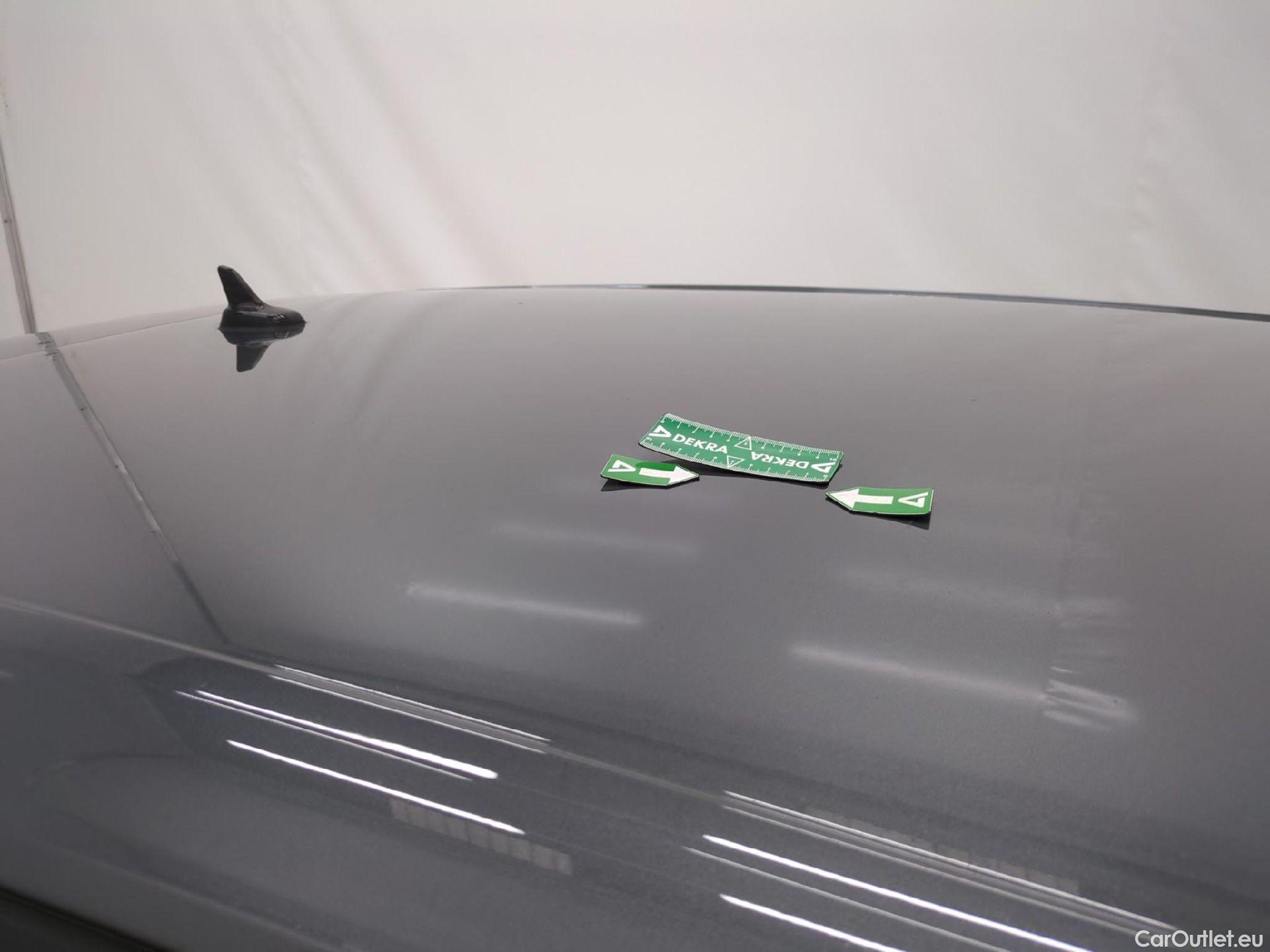  Volkswagen  Golf  VII Berline Confortline Business BMT 1.0 TSI 115CV BVM6 E6dT #17