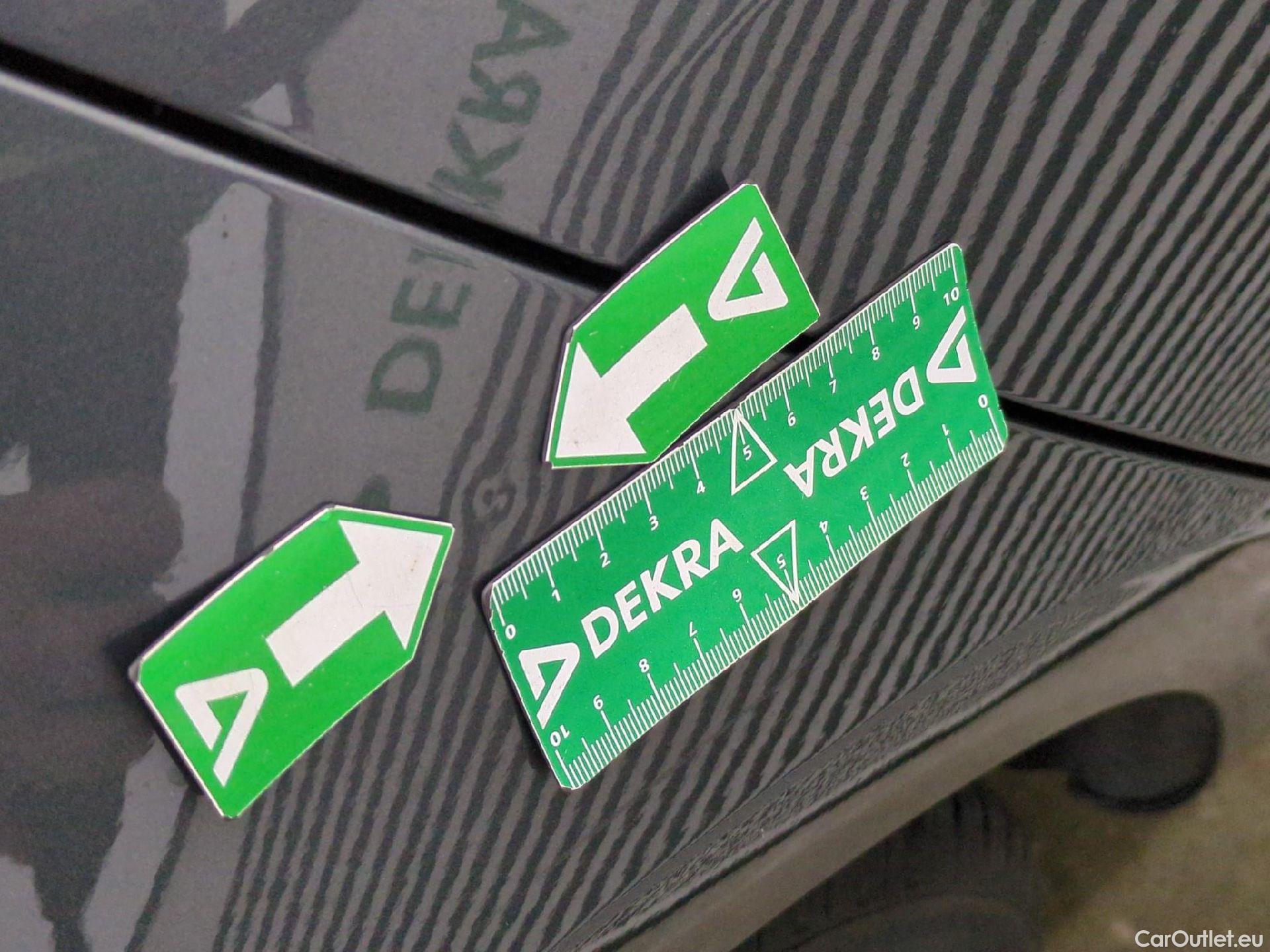  Volkswagen  Golf  VII Berline Confortline Business BMT 1.0 TSI 115CV BVM6 E6dT #15