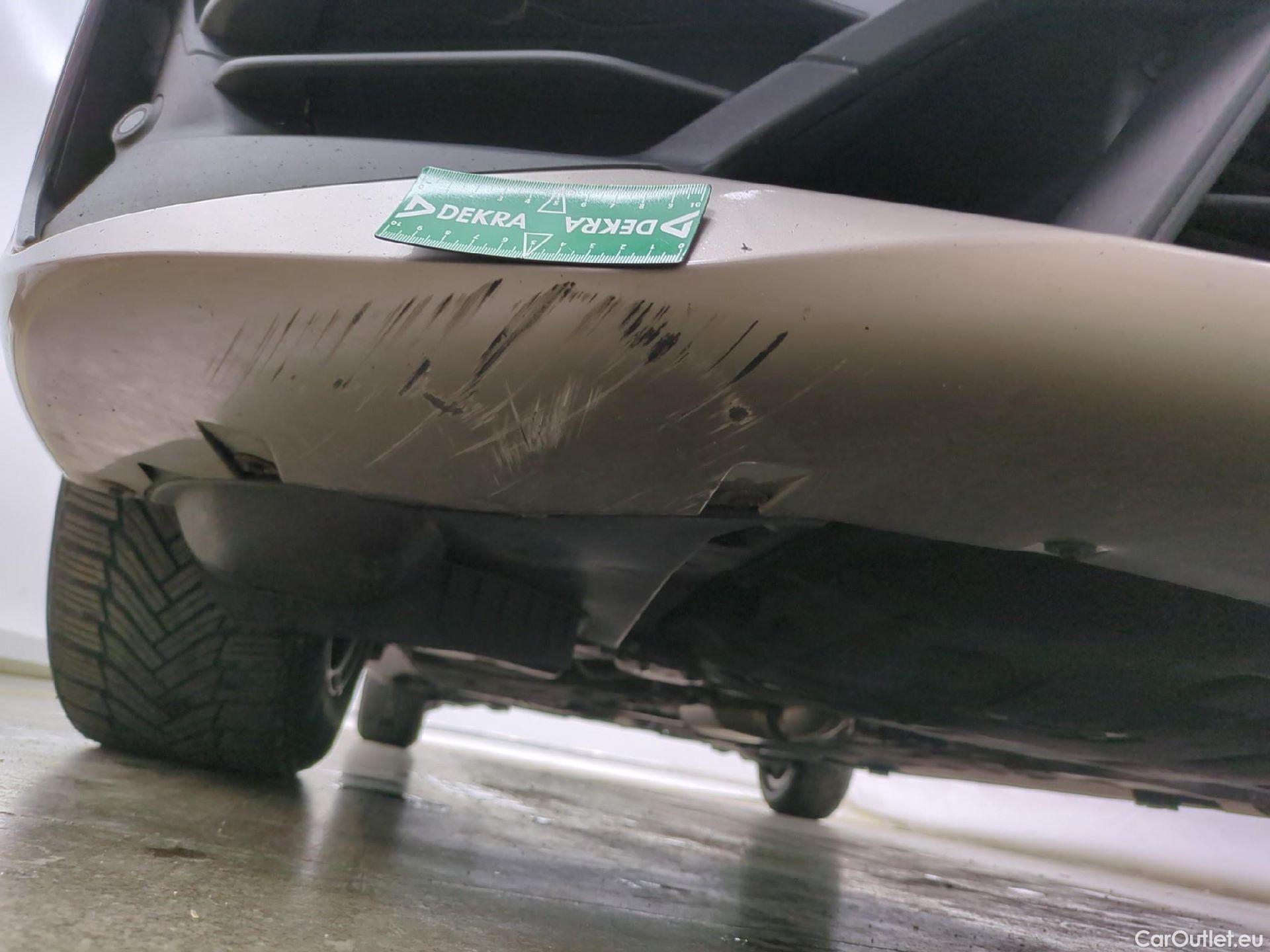  Bmw  Serie 2 BMW  Active Tourer / 2018 / 5P / monospace 218d Business Design #12