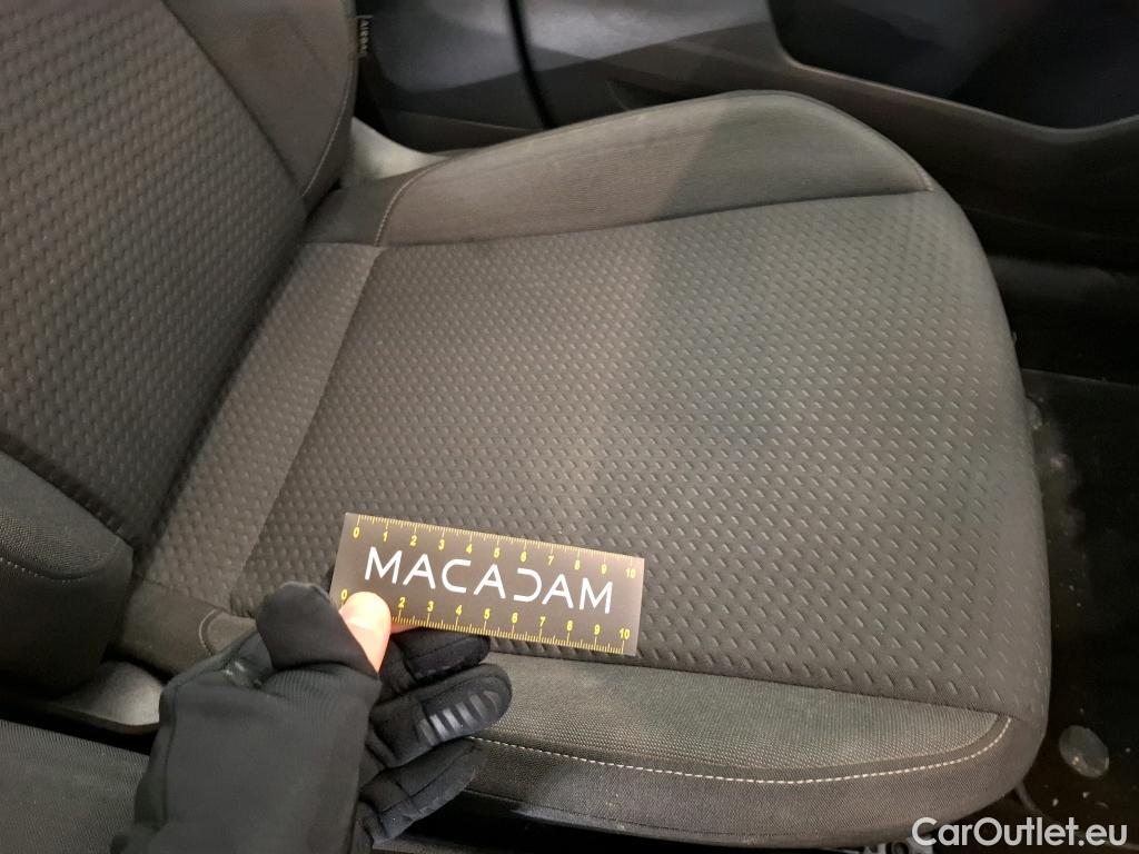  Volkswagen  Polo VOLKSWAGEN  / 2017 / 5P / Berline 1.0 TSI 95 DSG7 Lounge Business #5