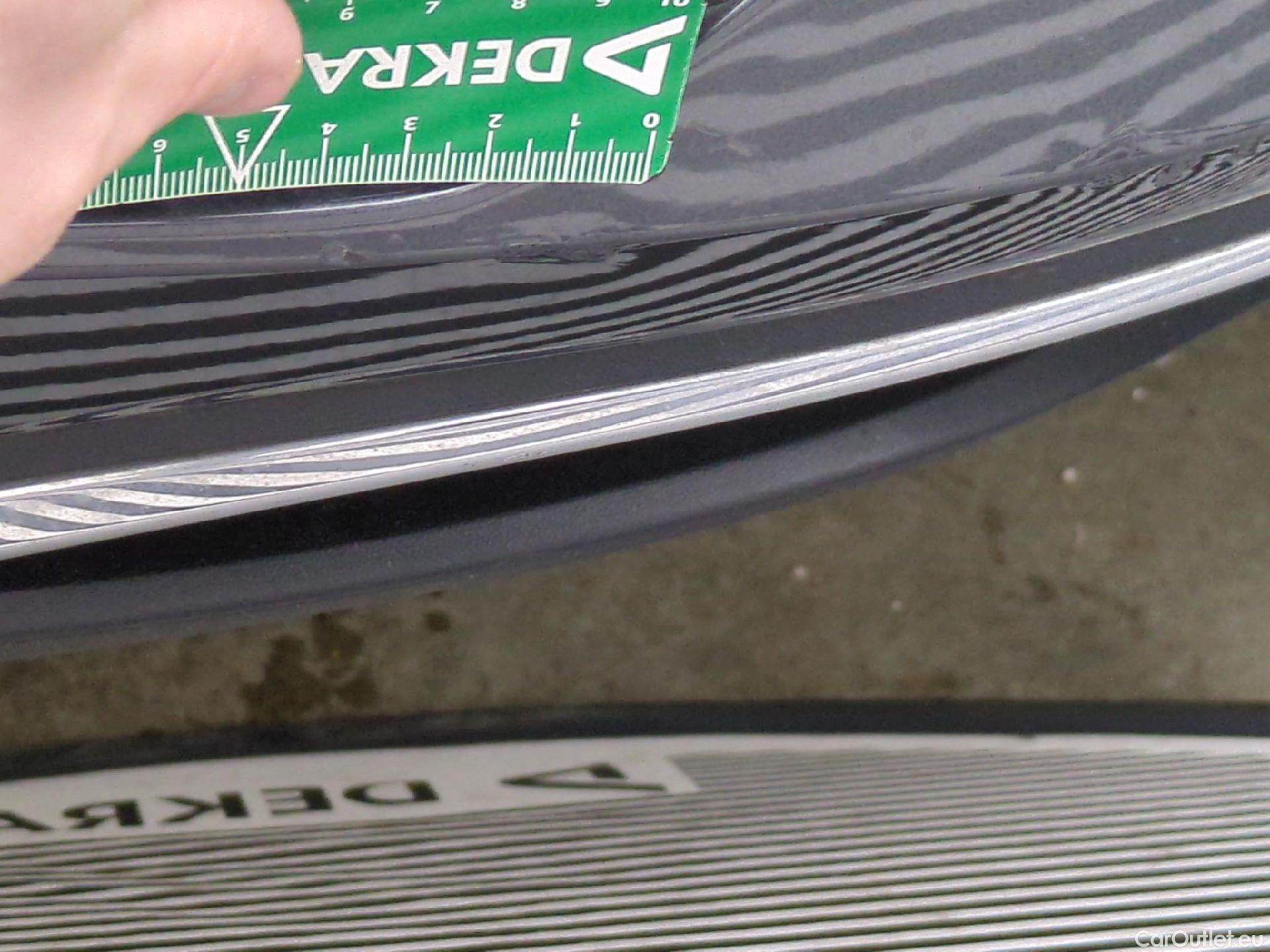  Volkswagen  Golf  VII Berline Confortline Business BMT 1.0 TSI 115CV BVM6 E6dT #41