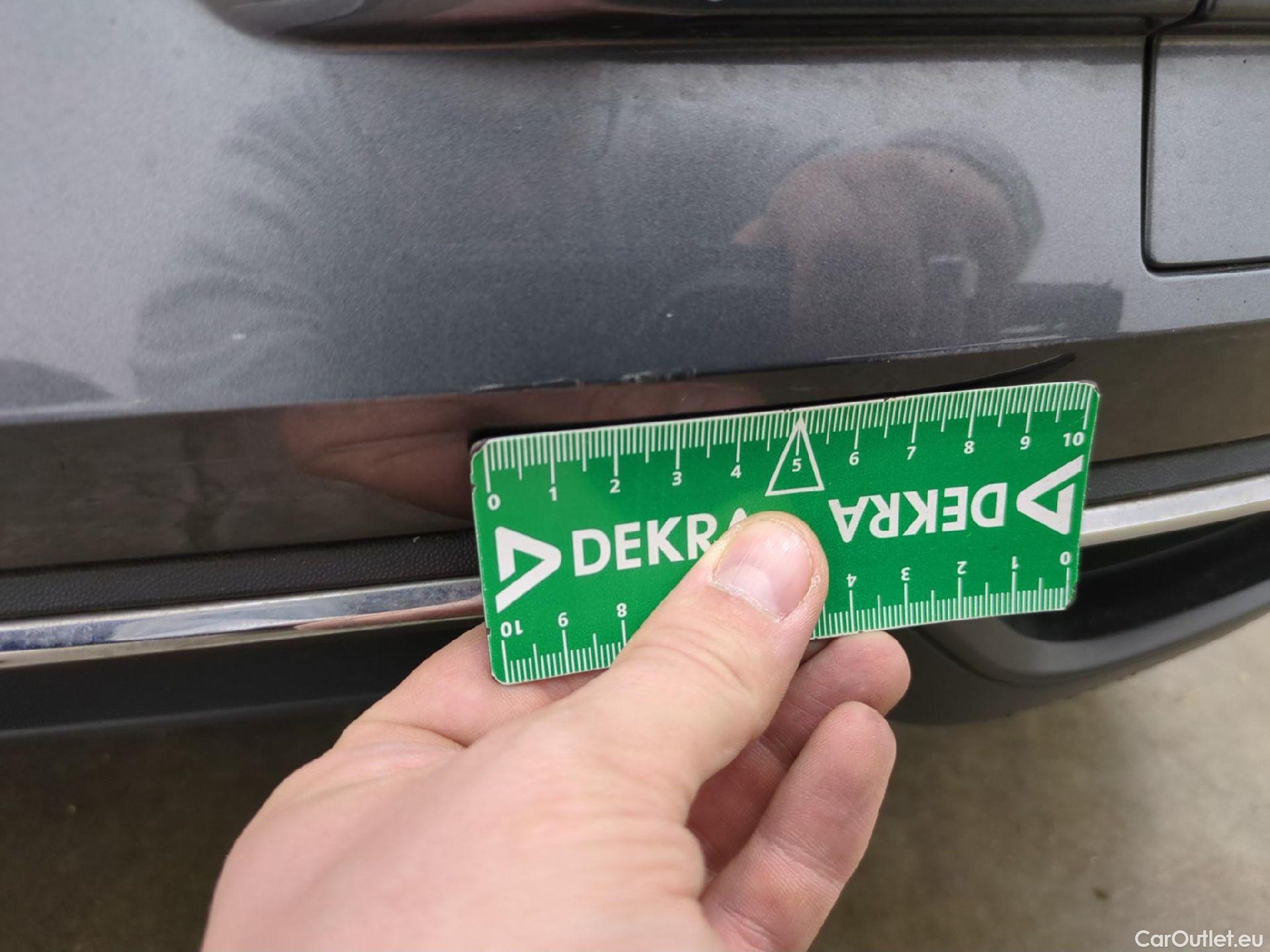  Volkswagen  Golf  VII Berline Confortline Business BMT 1.0 TSI 115CV BVM6 E6dT #45