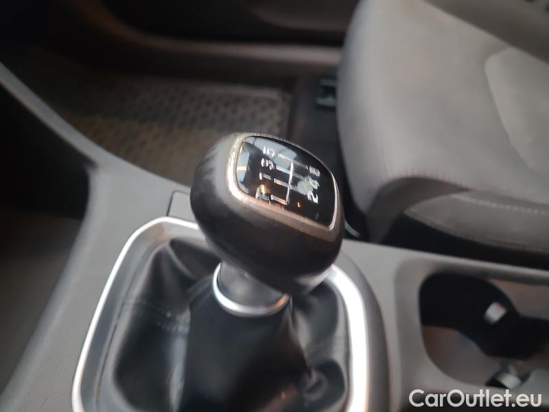  Hyundai  i30   cw (PD)(2017->)  kom.1.0TGDI 120 Comfort #13