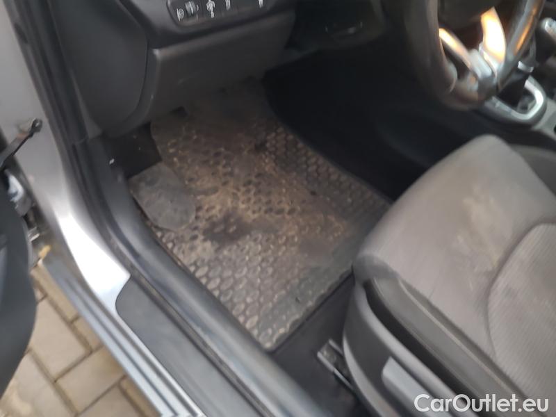  Hyundai  i30   cw (PD)(2017->)  kom.1.0TGDI 120 Comfort #9