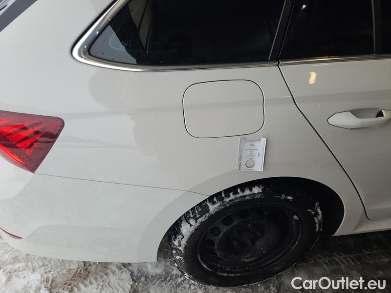  Skoda  Octavia  Combi (NX3)(2020) Oct.Combi 2.0TDI 85 Style #29