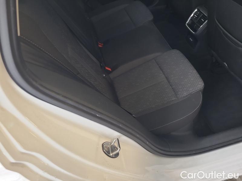  Skoda  Octavia  Combi (NX3)(2020) Oct.Combi 2.0TDI 85 Style #33