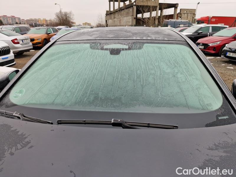  Bmw  Serie 5  Lim. (G30)  (2016->) 520d xDrive AT 4d #8