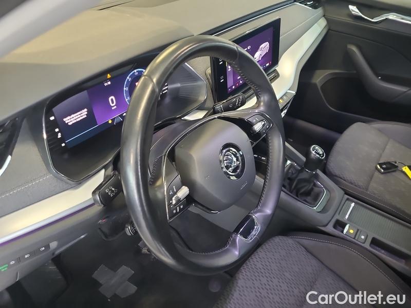  Skoda  Octavia  Combi (NX3)(2020) Oct.Combi 2.0TDI 85 Style #9