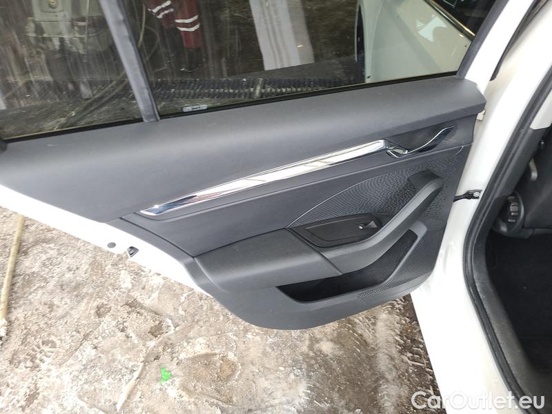  Skoda  Octavia  Combi (NX3)(2020) Oct.Combi 2.0TDI 85 Style #15