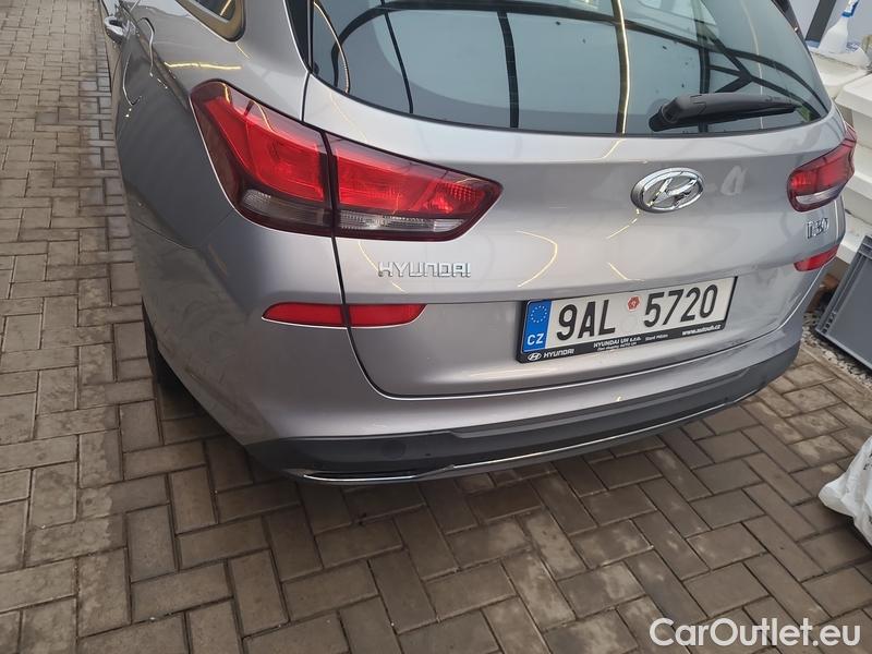  Hyundai  i30   cw (PD)(2017->)  kom.1.0TGDI 120 Comfort #5