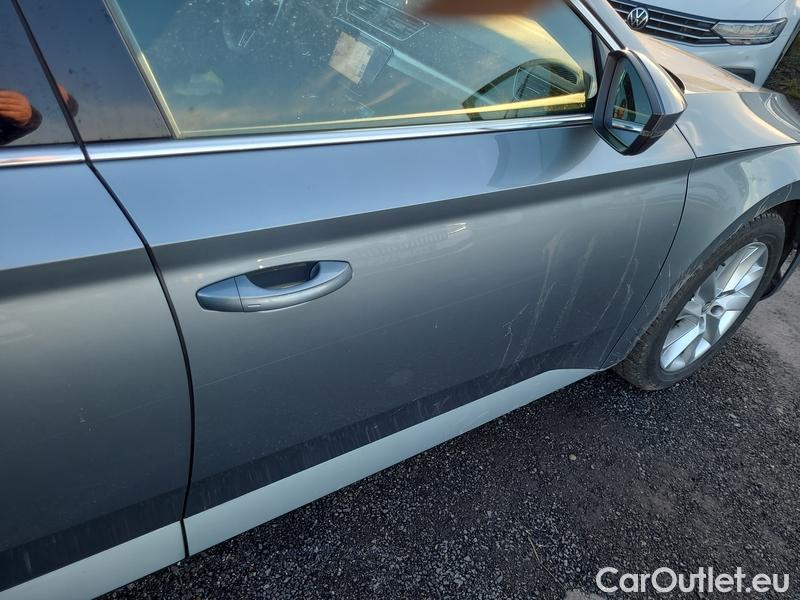  Skoda  Superb  2 (2008) Supe.FL2.0TDI 110 Ambition AT #15