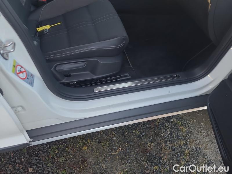  Volkswagen  Passat  Variant (CB5) (2019) Pas.Var.2.0TSI 200 Alltr.4M AT #15