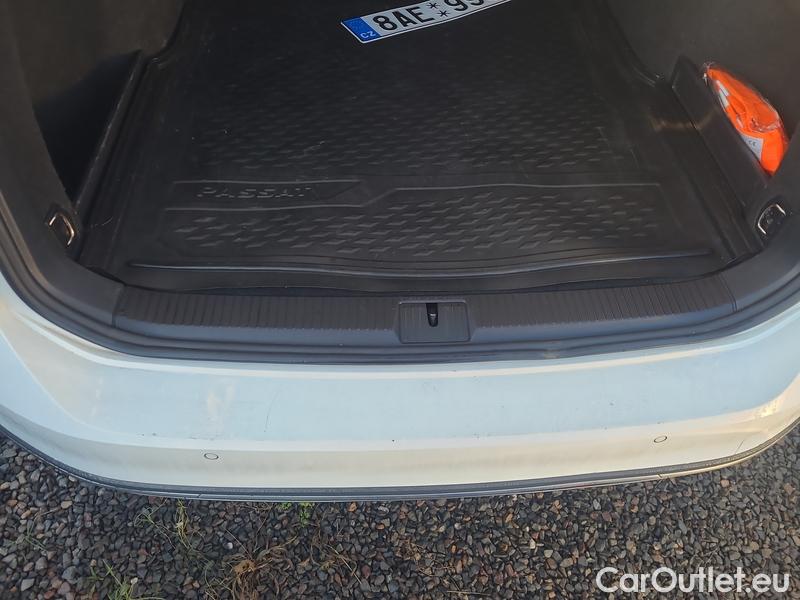  Volkswagen  Passat  Variant (CB5) (2019) Pas.Var.2.0TSI 200 Alltr.4M AT #10