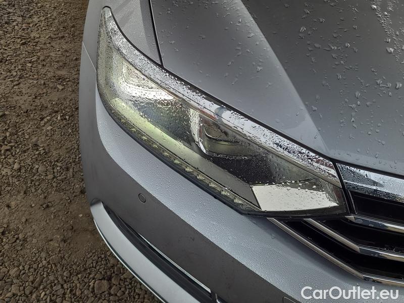  Volkswagen  Passat  7 (2014) Pas.Var.2.0TDI 140 Highline AT #2