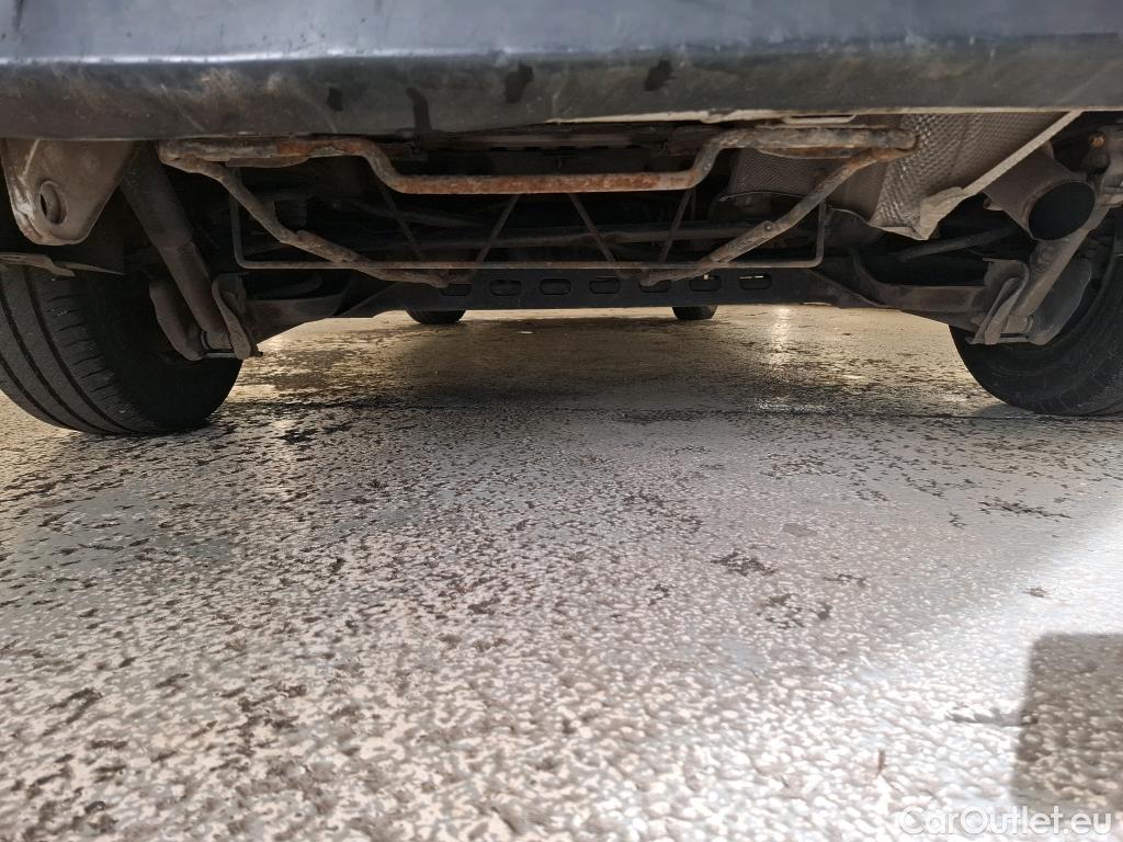  Renault  Trafic RENAULT  VU 4p Fourgon CA CF L2H1 1200 dCi 95 E6 #67