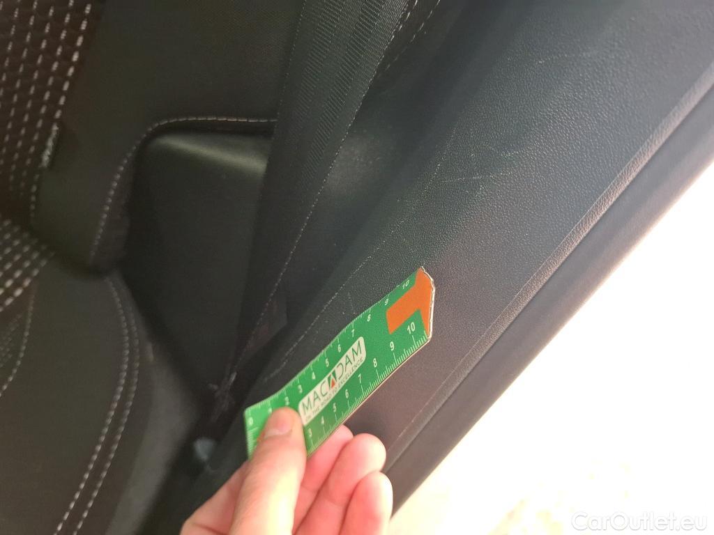  Peugeot  208  Allure Business 1.2 PureTech 110CV BVM6 E6dT #3