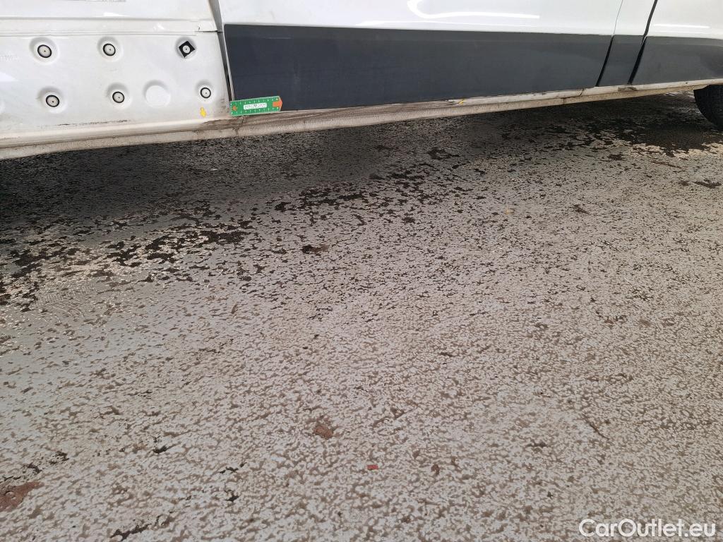  Renault  Trafic RENAULT  VU 4p Fourgon CA CF L2H1 1200 dCi 95 E6 #1