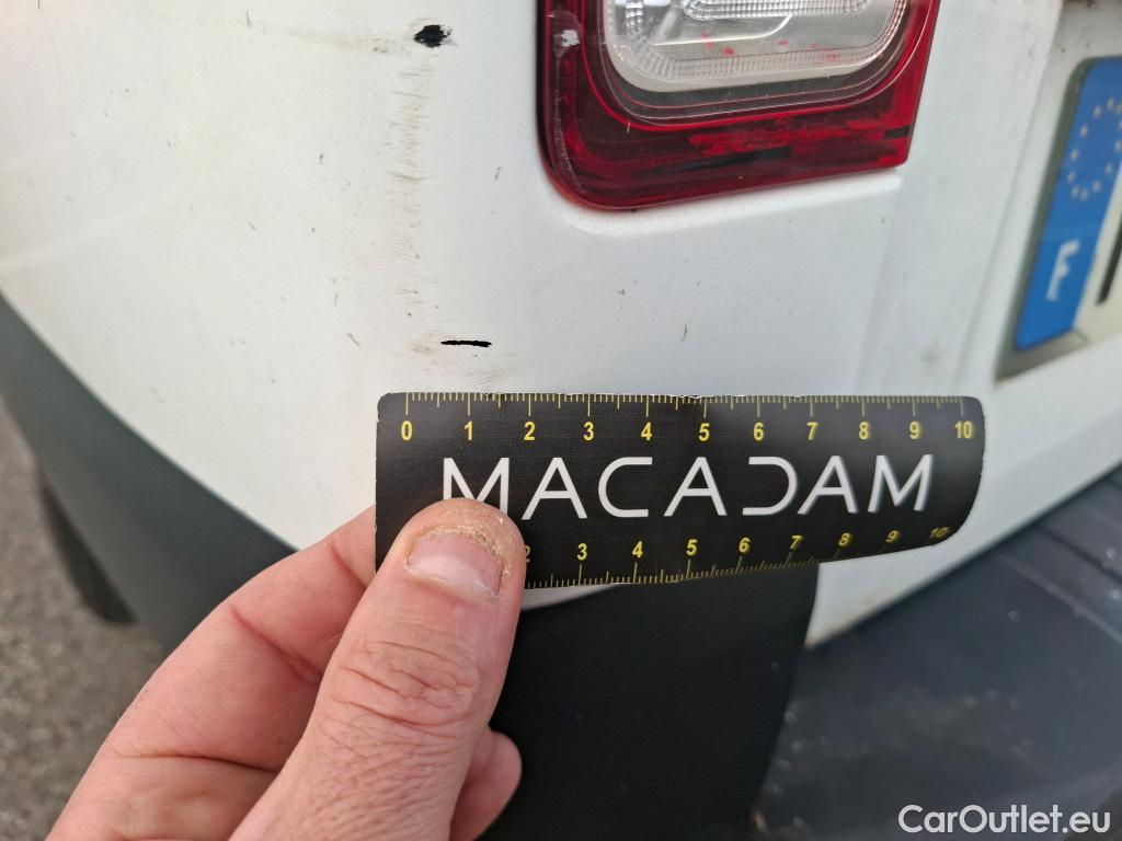  Renault  Trafic RENAULT  / 2019 / 4P / Combi Zen L1 dCi 120 S&S - 8 pl #24