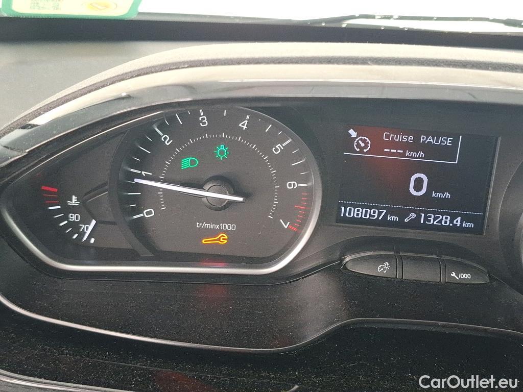  Peugeot  208  Allure Business 1.2 PureTech 110CV BVM6 E6dT #4