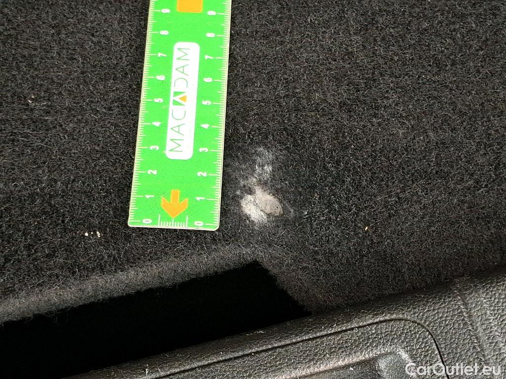  Renault  Captur RENAULT  / 2019 / 5P / SUV Intens E-Tech hybride recharg 160 - 21 #32