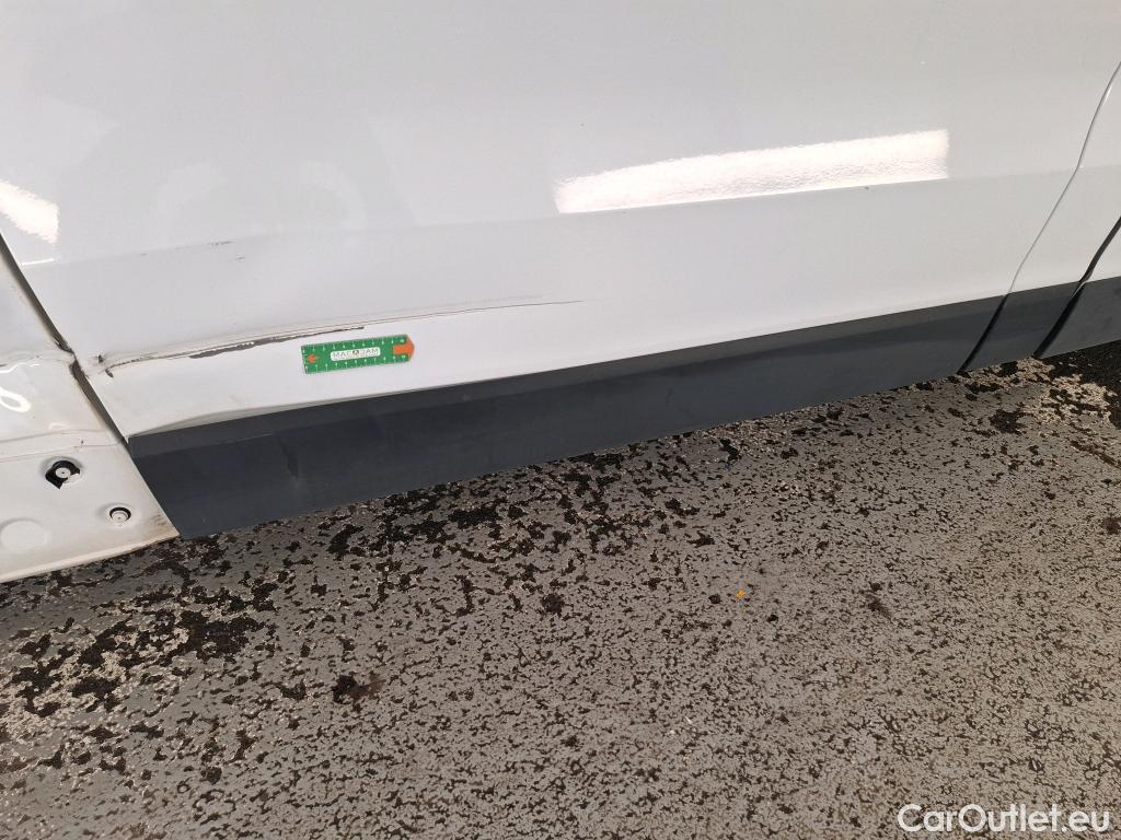  Renault  Trafic RENAULT  VU 4p Fourgon CA CF L2H1 1200 dCi 95 E6 #61