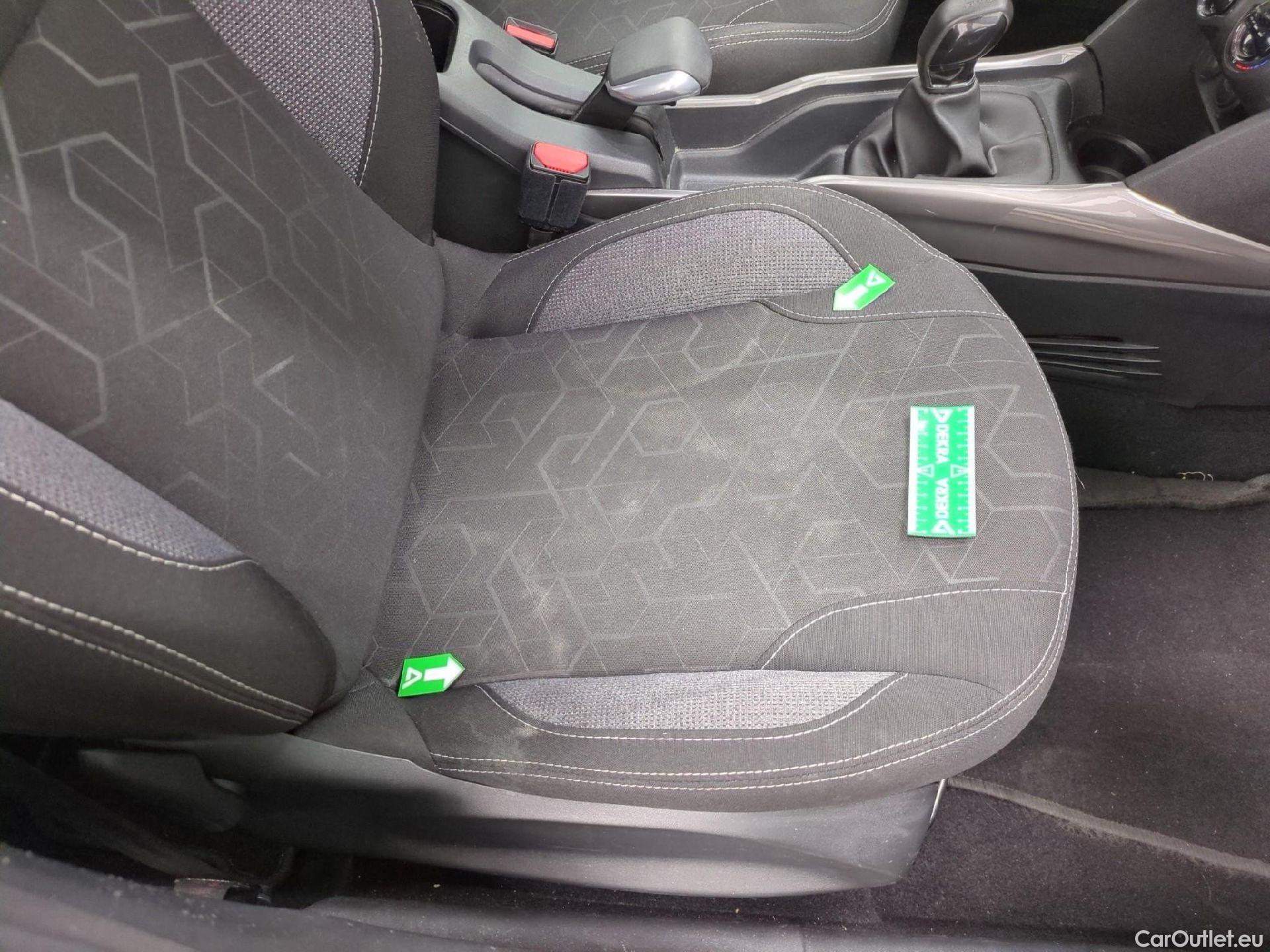  Peugeot  2008  Active Business 1.5 HDi 100CV BVM5 E6dT #1