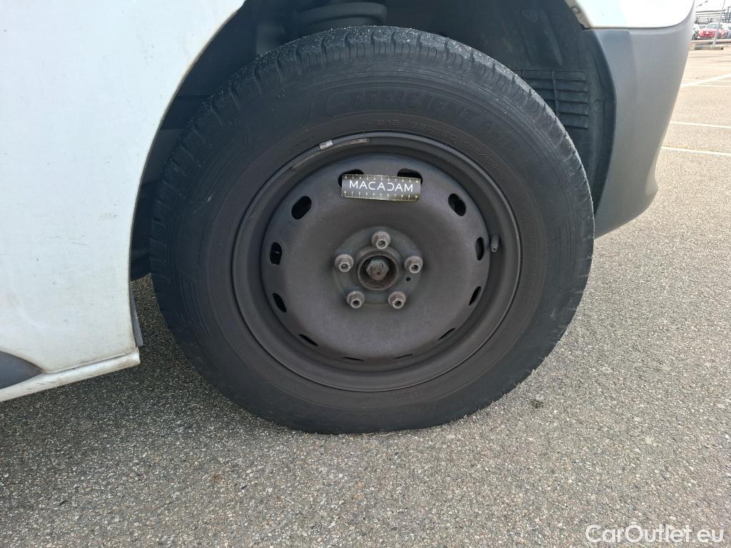  Renault  Trafic RENAULT  / 2019 / 4P / Combi Zen L1 dCi 120 S&S - 8 pl #8