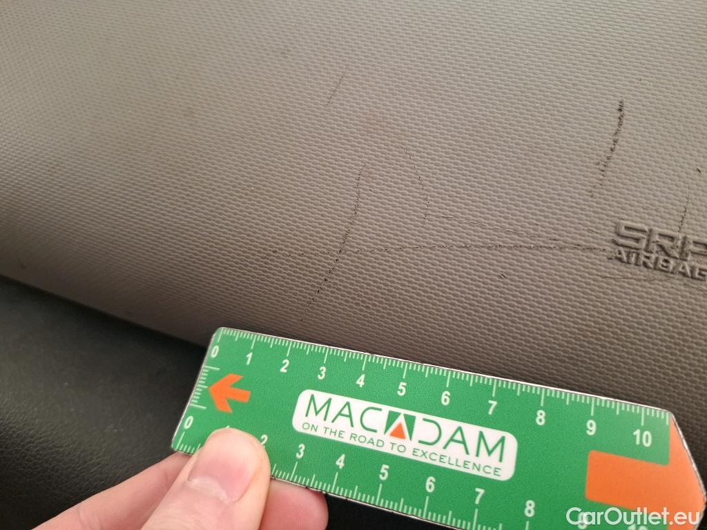  Renault  Trafic RENAULT  VU 4p Fourgon CA CF L2H1 1200 dCi 95 E6 #71