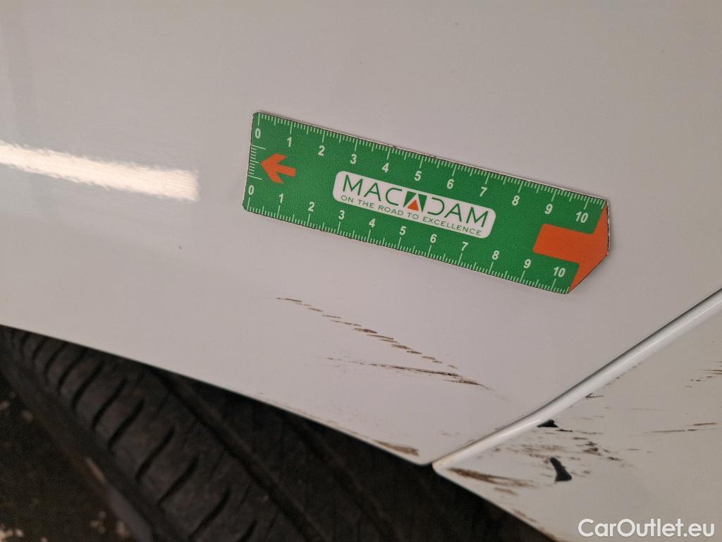  Renault  Trafic RENAULT  VU 4p Fourgon CA CF L2H1 1200 dCi 95 E6 #87