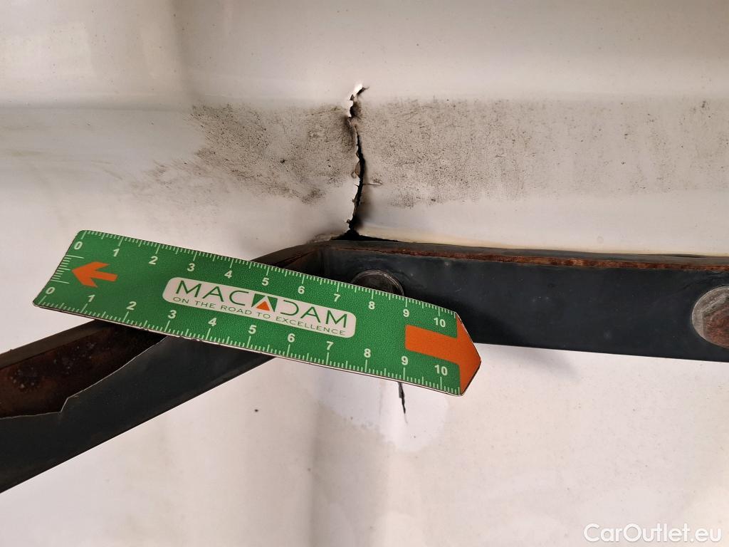  Renault  Trafic RENAULT  VU 4p Fourgon CA CF L2H1 1200 dCi 95 E6 #23