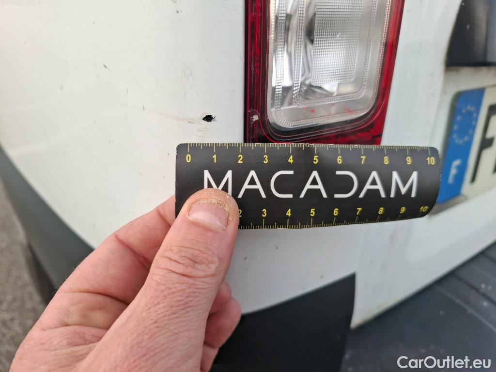  Renault  Trafic RENAULT  / 2019 / 4P / Combi Zen L1 dCi 120 S&S - 8 pl #25