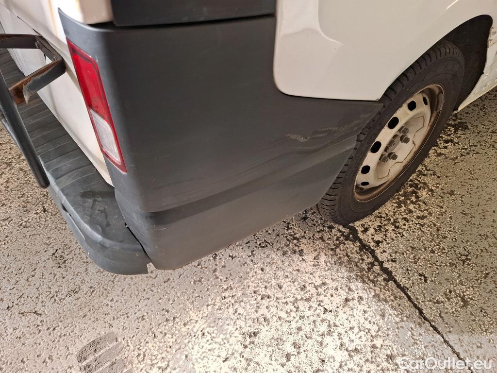  Renault  Trafic RENAULT  VU 4p Fourgon CA CF L2H1 1200 dCi 95 E6 #50